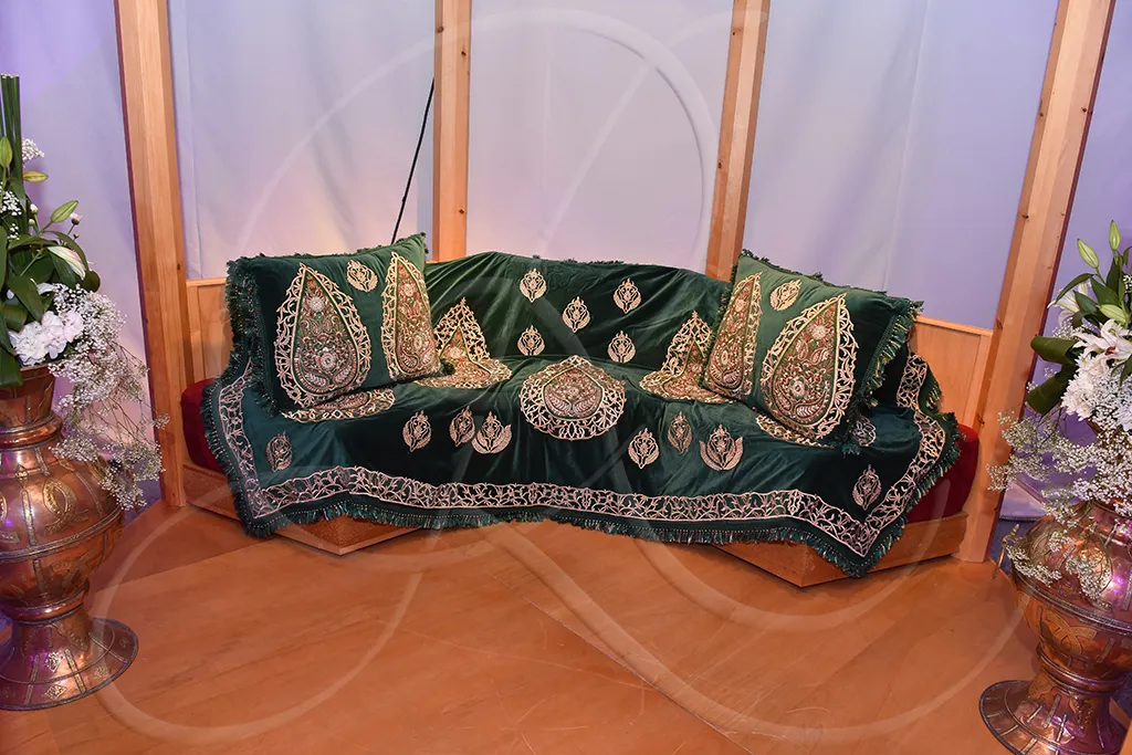 Estrade de mariée et scénographie de cérémonie, Rahal Maître Traiteur